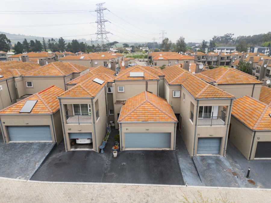 3 Bedroom Property for Sale in Protea Heights Western Cape